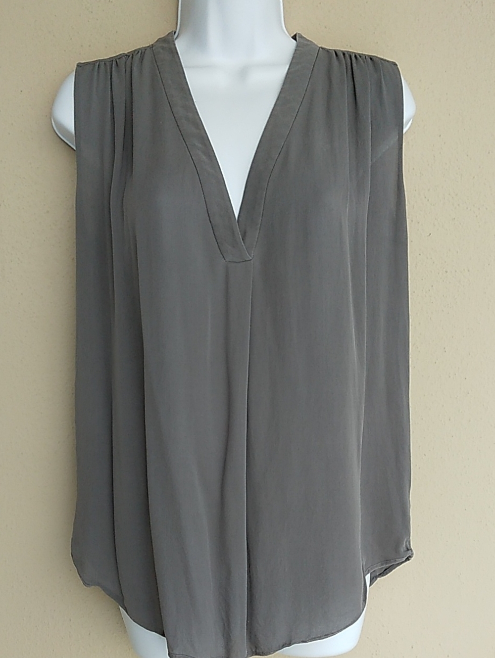 Gray silk Vince drape top Medium